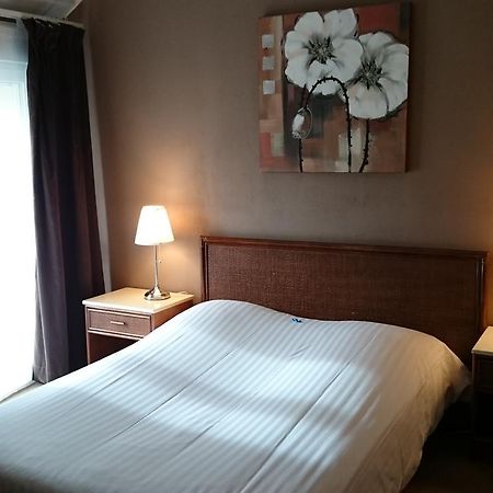 Hotel Restaurant - La Ferme De Vaux 克雷伊 外观 照片
